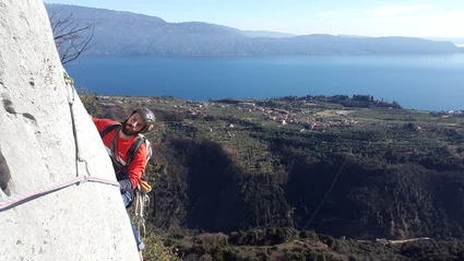 Wall climbing (multi-pitch) in Toscolano Maderno 4